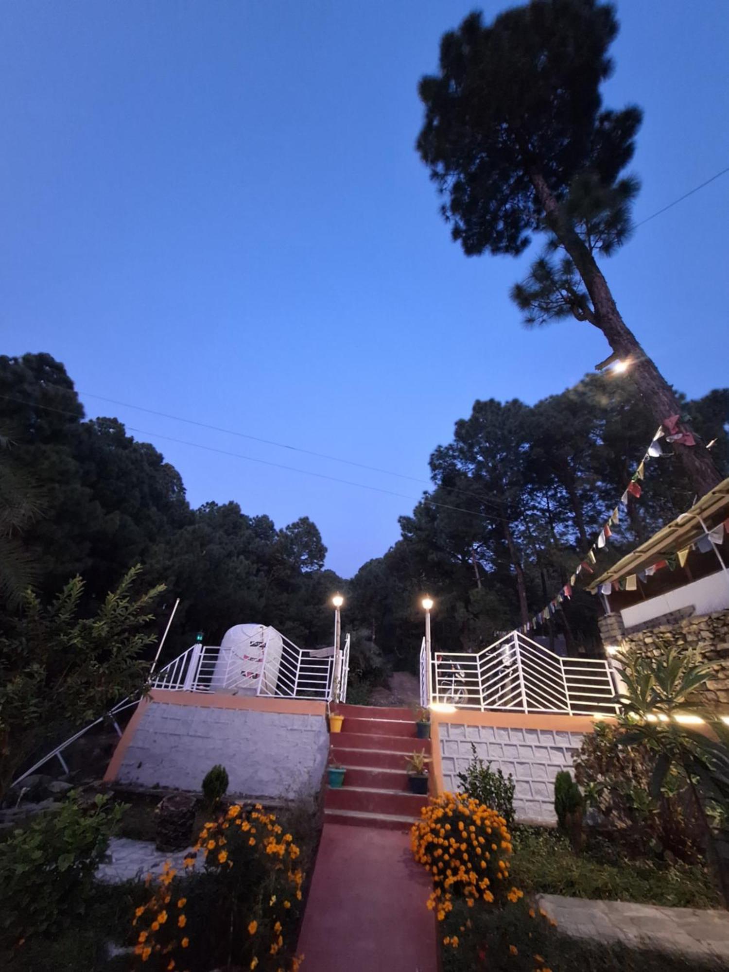 Tathastu Bir -Homestay ,Dorm,Hostel Eksteriør bilde